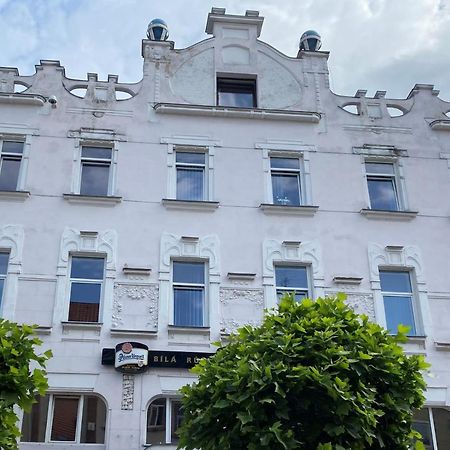 Hotel Bila Ruze Strakonice Ngoại thất bức ảnh