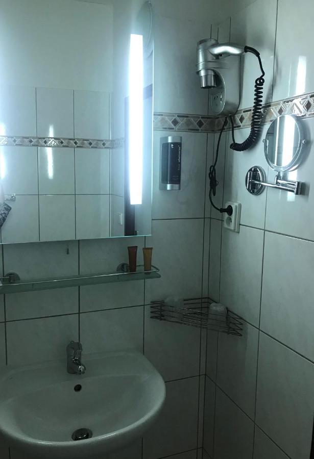 Hotel Bila Ruze Strakonice Ngoại thất bức ảnh