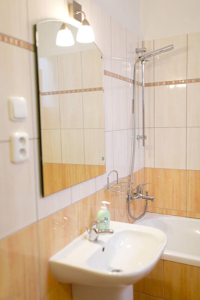 Hotel Bila Ruze Strakonice Ngoại thất bức ảnh
